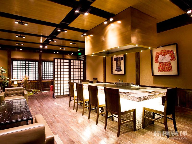 关于深圳餐饮餐厅装修设计要点是什么？